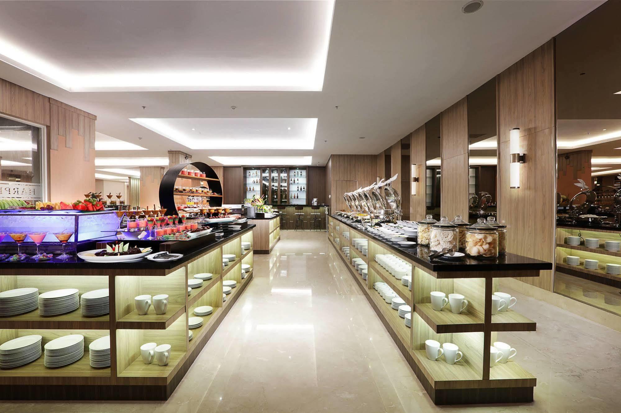Harper Perintis By Aston Hotel Makassar Luaran gambar